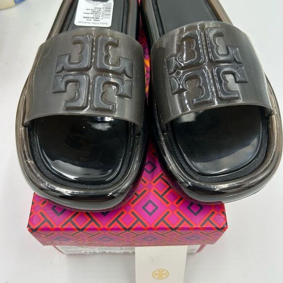 Women's Tory Burch Pool slides size 7 - Picture 3 of 7
